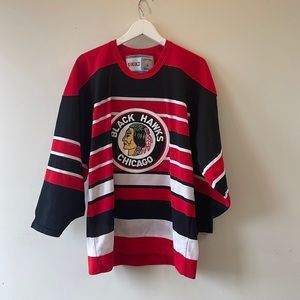Chicago Blackhawks “vintage collection” jersey in size Medium
